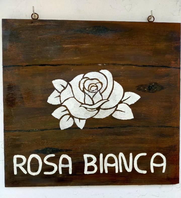 Rosa Bianca Ξενοδοχείο Quart Εξωτερικό φωτογραφία
